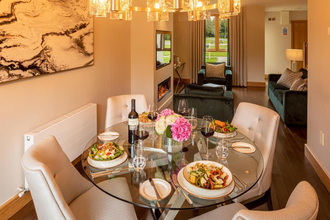 The Johnstown Estate Lodges Enfield Extérieur photo